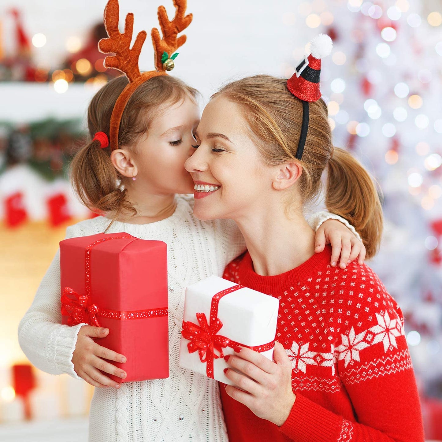 60 Sheets Christmas Tissue Paper 50 * 35Cm Christmas Wrapping Paper for DIY and Craft Gift Bags Decorations (Red)