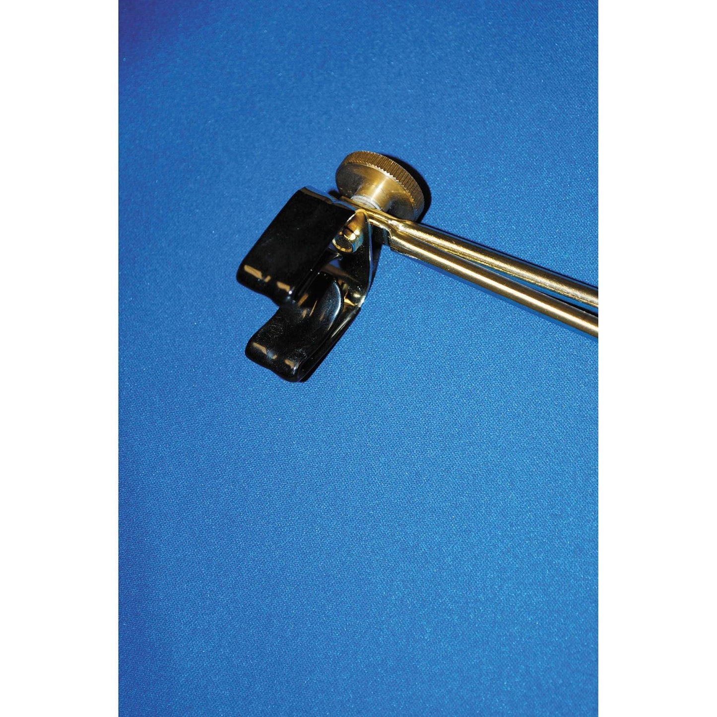 Flag Spreader - Loomini