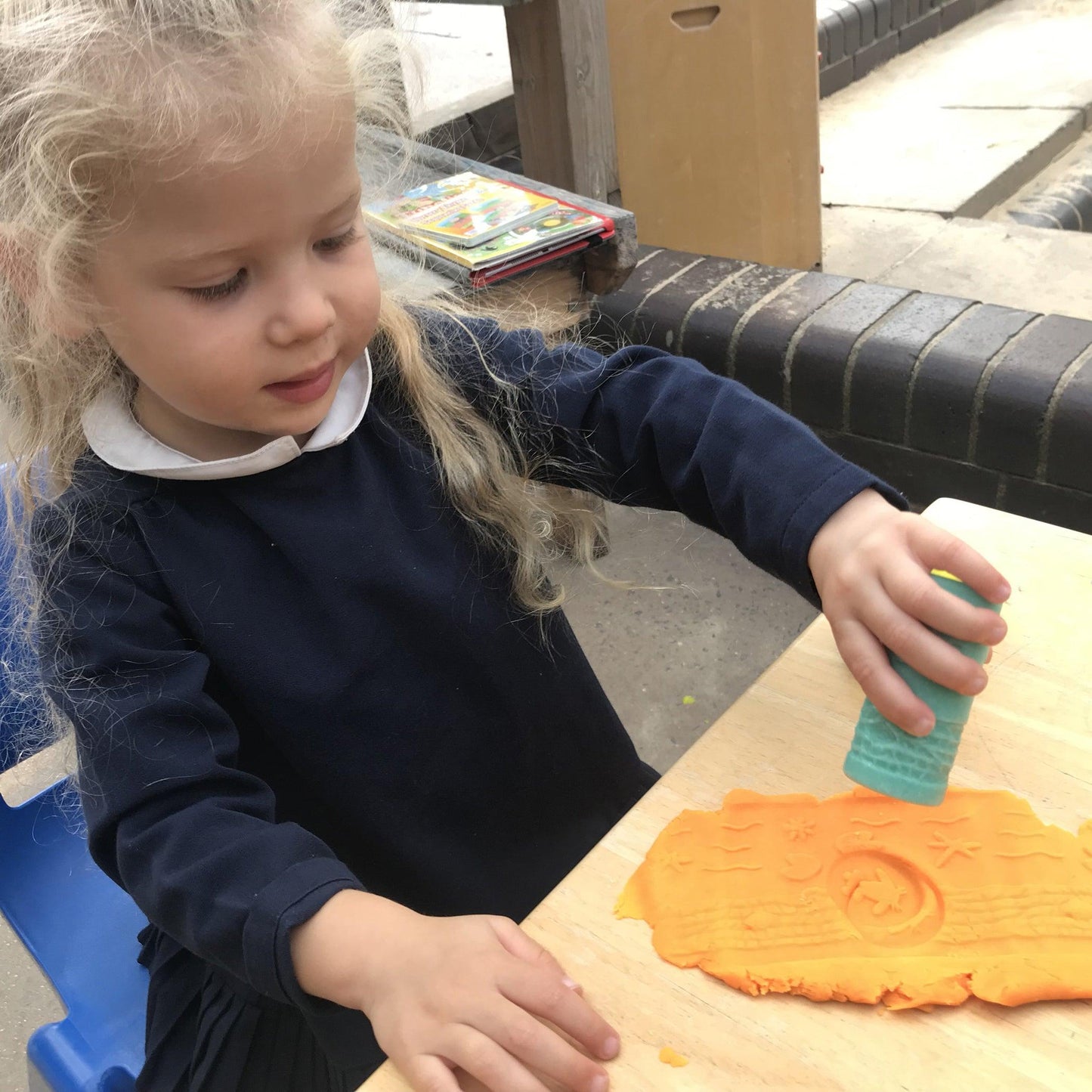 Let's Roll, Nursery Rhymes - Loomini