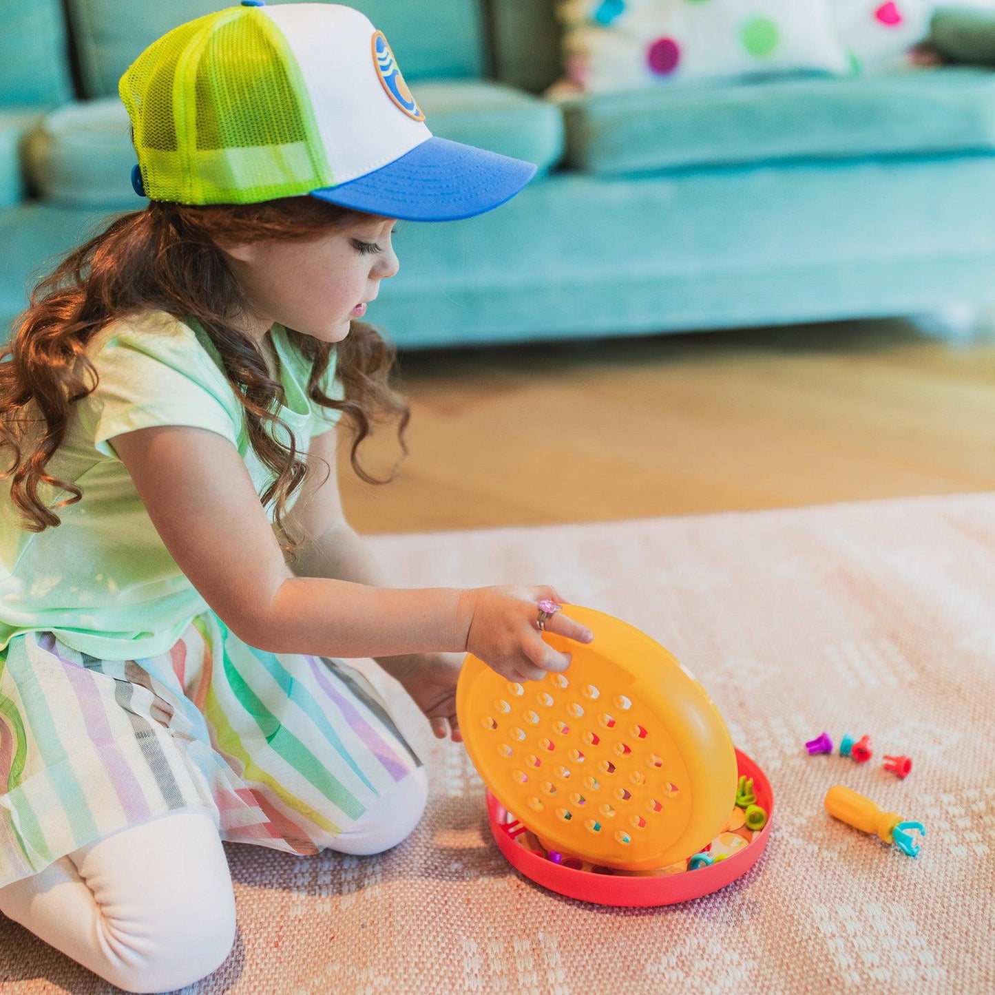 Rivet Pop Cafe - Loomini