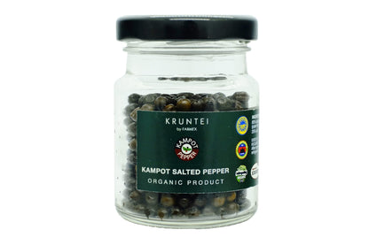 Kampot pepper (piper nigrum) from our own farm in Cambodia in a vacuum bag box