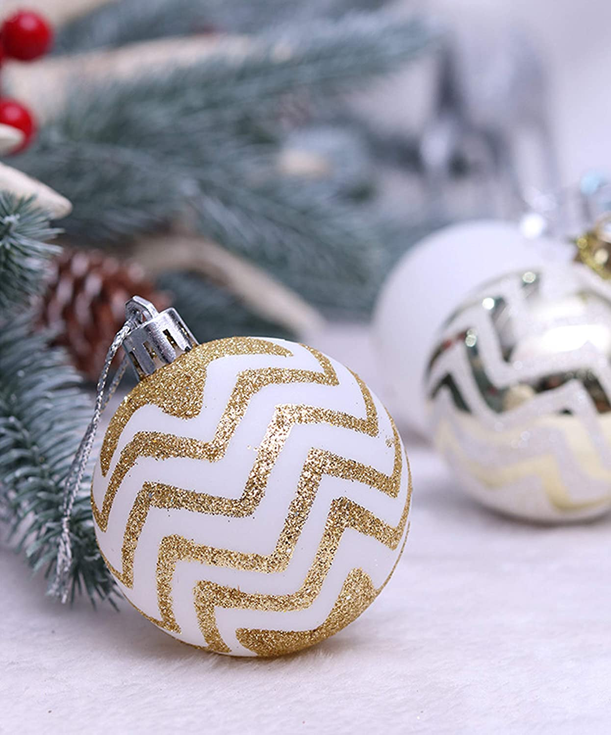 30PCS Christmas Balls Ornaments,60Mm Gold&White Painted Shatterproof Festive Wedding Hanging Ornaments Christmas Tree Decoration