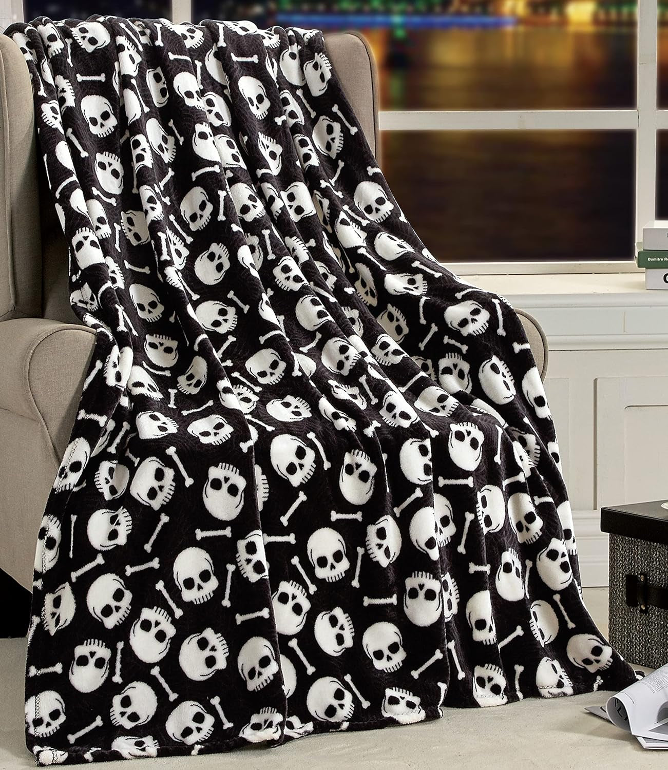 Lightweight Throw Blanket- Halloween Themed, Soft, Cozy and Plush- Perfect for Lounging This Spooky Season, 50 X 60 Inches, Skull & Bones