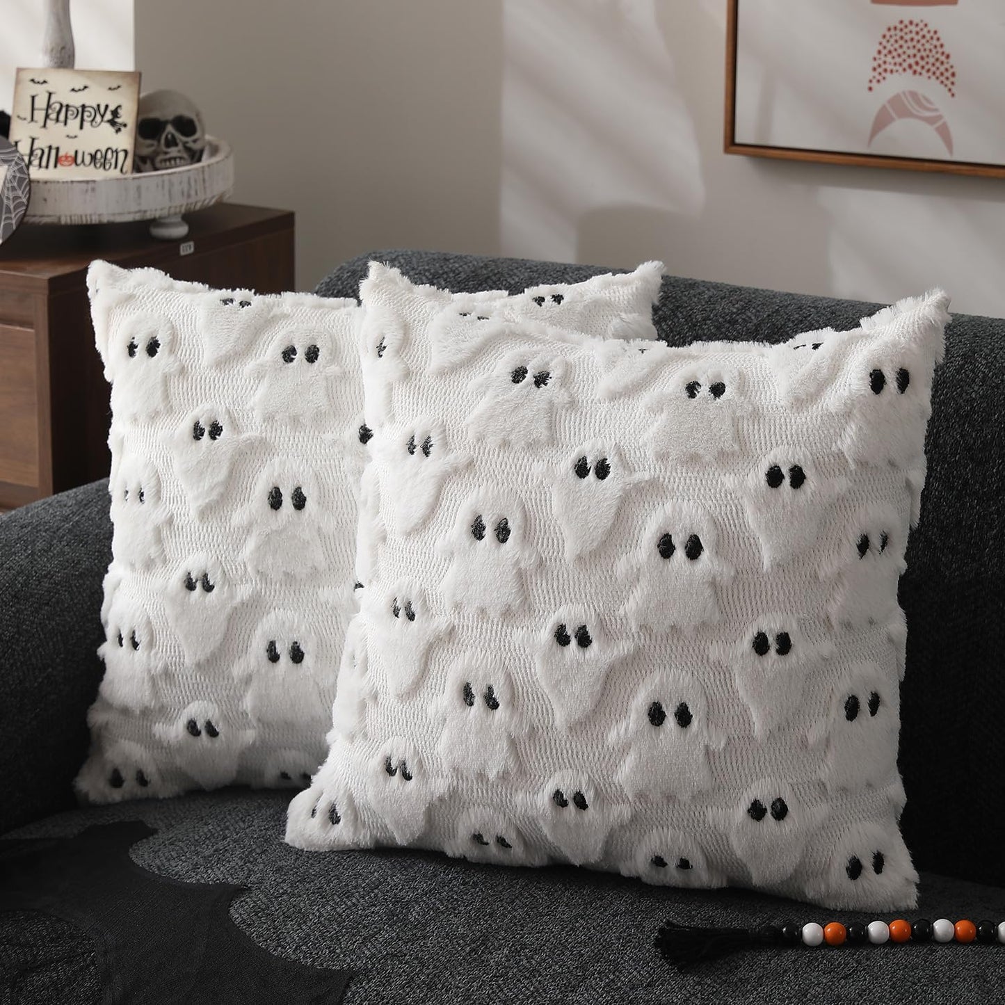 Halloween Pillow Covers 18X18 Inch Set of 2 White Ghost Throw Pillow Cases Soft Plush Faux Fur Wool Couch Cushion Case for Chair Sofa Bedroom Living Room Home Decor PTK03A18