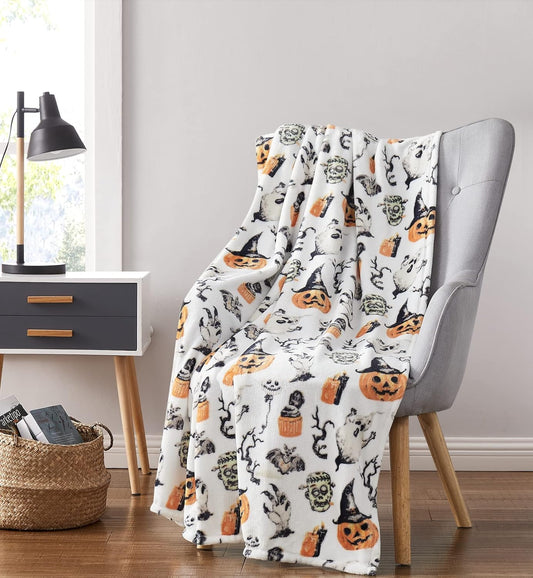 Ultra Soft & Plush Autumn & Halloween Chic Themed Oversized Accent Throw Blankets - Assorted Styles (Spooky Ghosts)