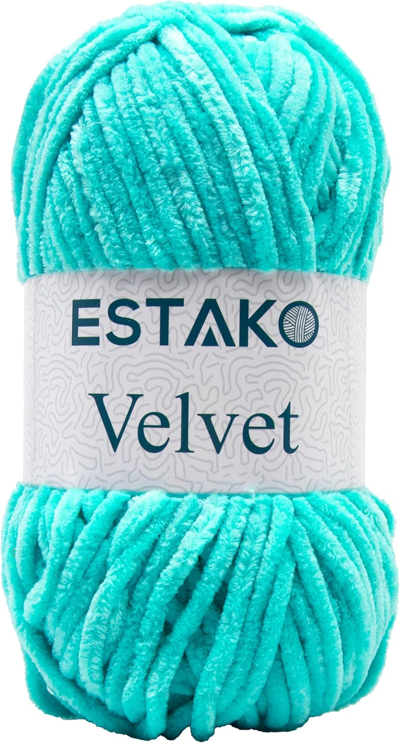 Velvet Chenille Blanket Amigurumi Yarn for Crocheting and Knitting Super Bulky 100 Gr (132 Yds) (1430 - Camel)