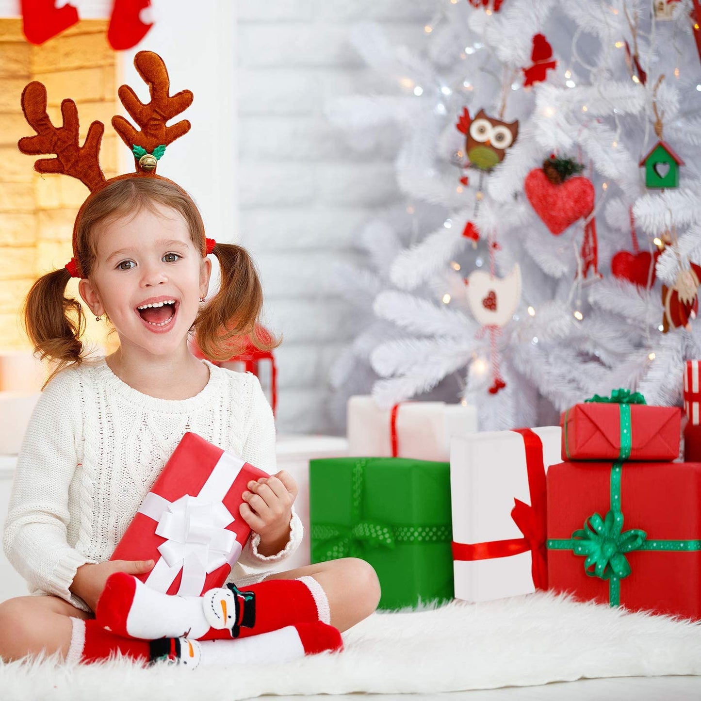 60 Sheets Christmas Tissue Paper 50 * 35Cm Christmas Wrapping Paper for DIY and Craft Gift Bags Decorations (Red)