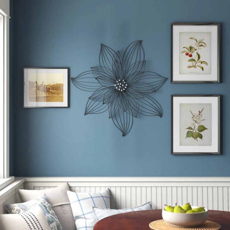 Traditional Plants & Flowers Wall Decor on Metal