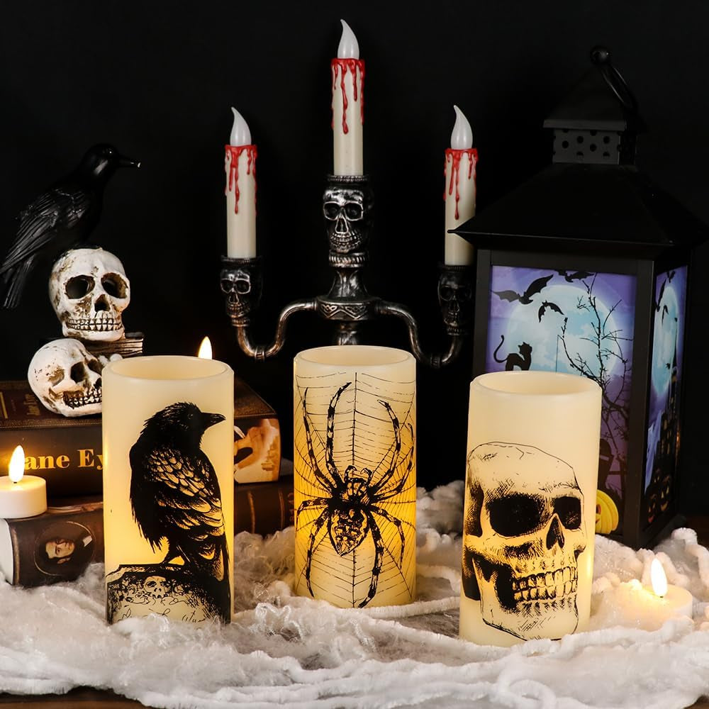 Flickering Candles w/ Skull