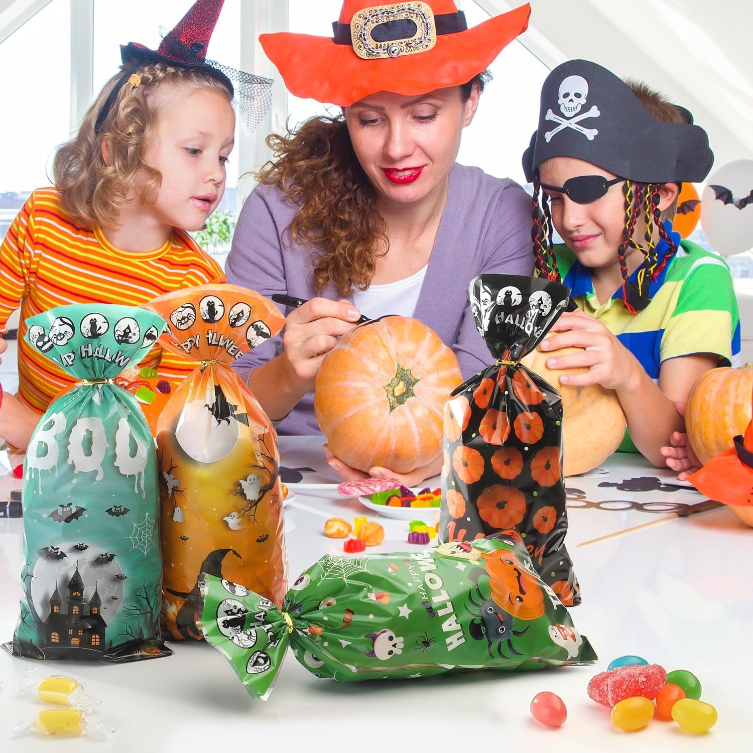 Halloween Cellophane Candy Bags, 150 Pcs Plastic Halloween Trick or Treat Bags Goodies Bags with Twist Ties for Snacks Cookies