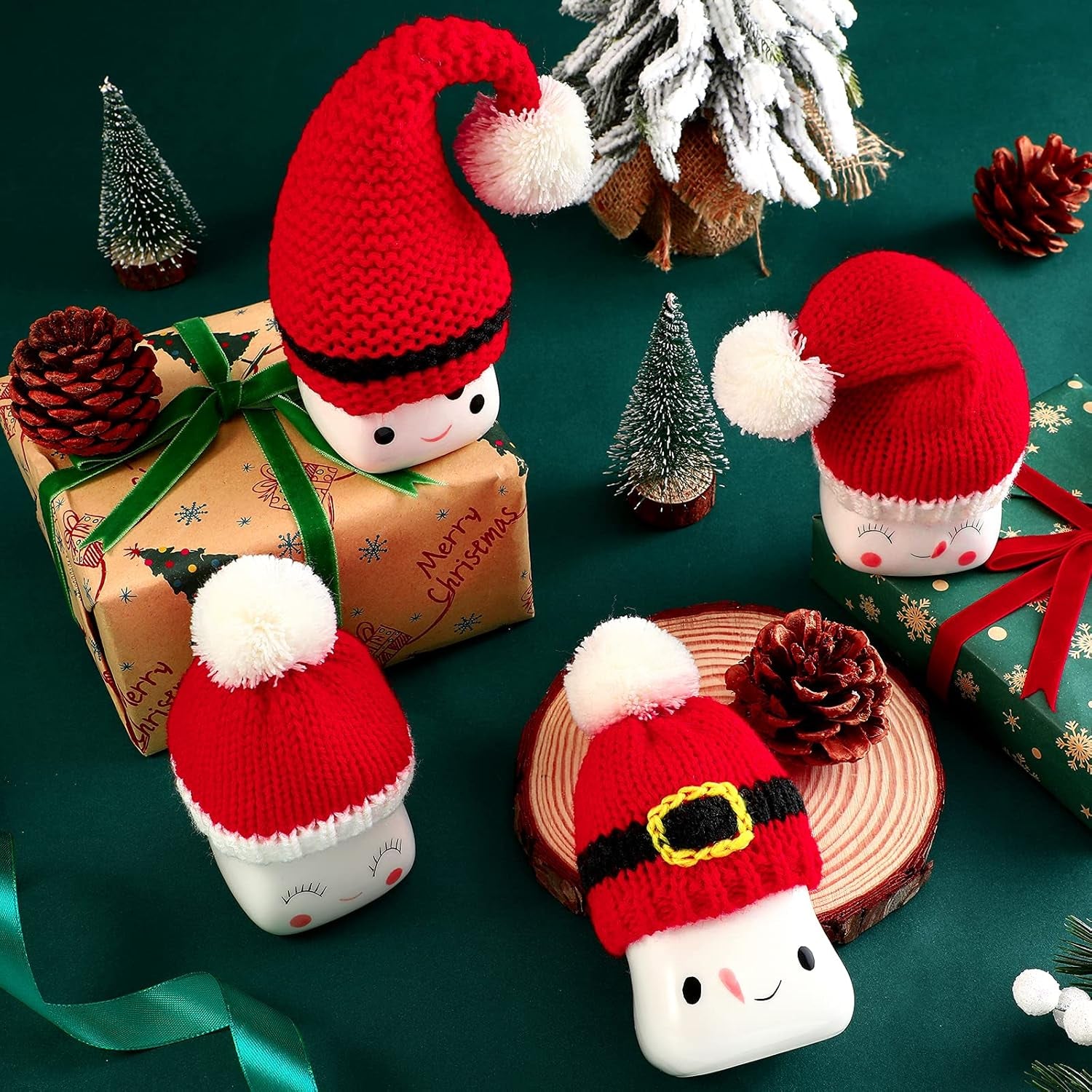 4 Pieces Christmas Marshmallow Mug Hat Mini Xmas Crochet Hat Cute Tired Tray Decors Red Xmas Knitted Hats Small Coffee Mug Topper for Christmas Farmhouse Home Kitchen Office Coffee Mug Decorations