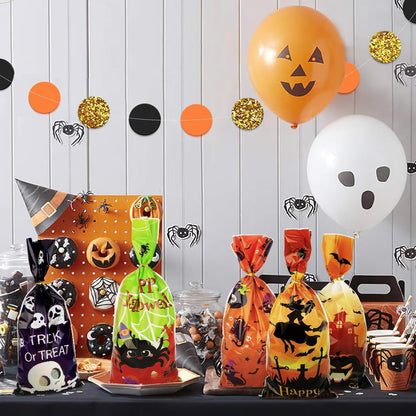 Halloween Treat Bags, Halloween Cellophane Treat Bags, 50 PCS Halloween Candy Bags, Halloween Cello Cookie Goodies Gift Bags with 50Pcs Ties for Halloween Trick or Treat Party Favors Supplies, 5 Style