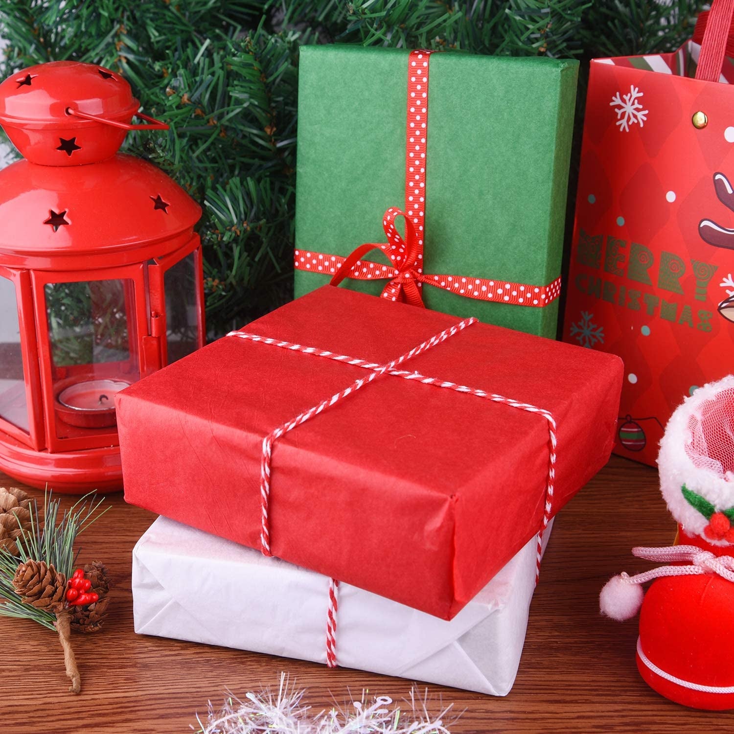 60 Sheets Christmas Tissue Paper 50 * 35Cm Christmas Wrapping Paper for DIY and Craft Gift Bags Decorations (Red)
