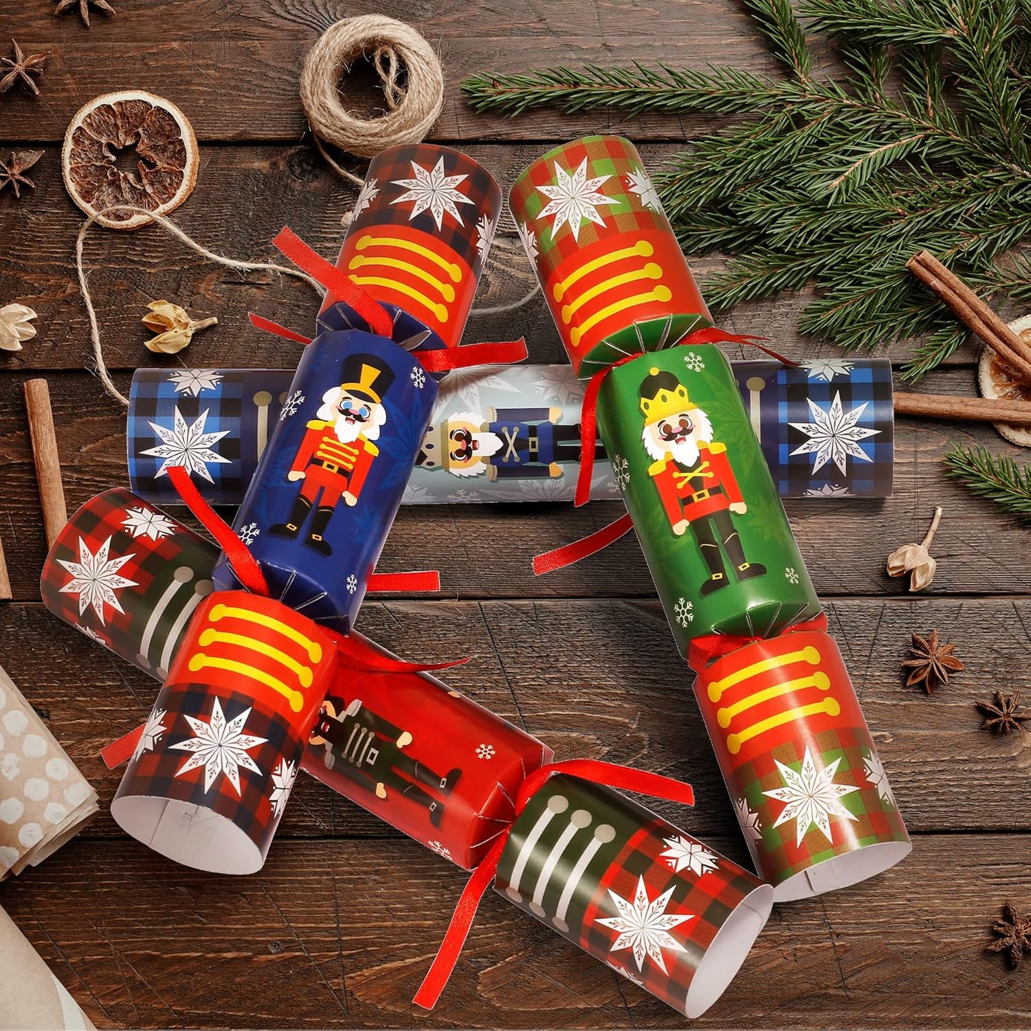 8 Pack Christmas Party Favor Non-Snap Nutcrackers Design Party Table Favors with Holiday Party Favor Supplies for Kids and Adults, Christmas Parties, Dinners and Holidays