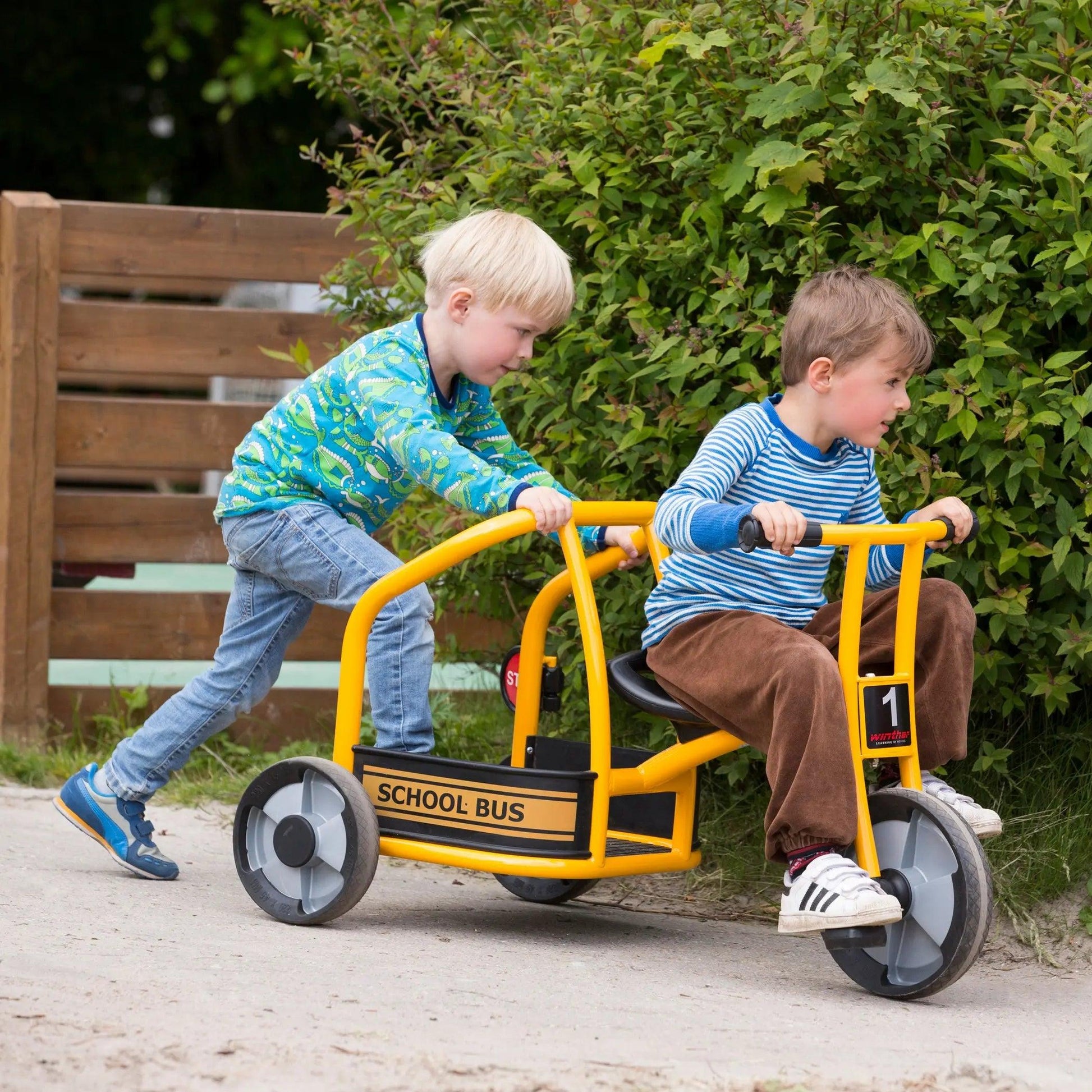 Circleline School Bus Tricycle Winther