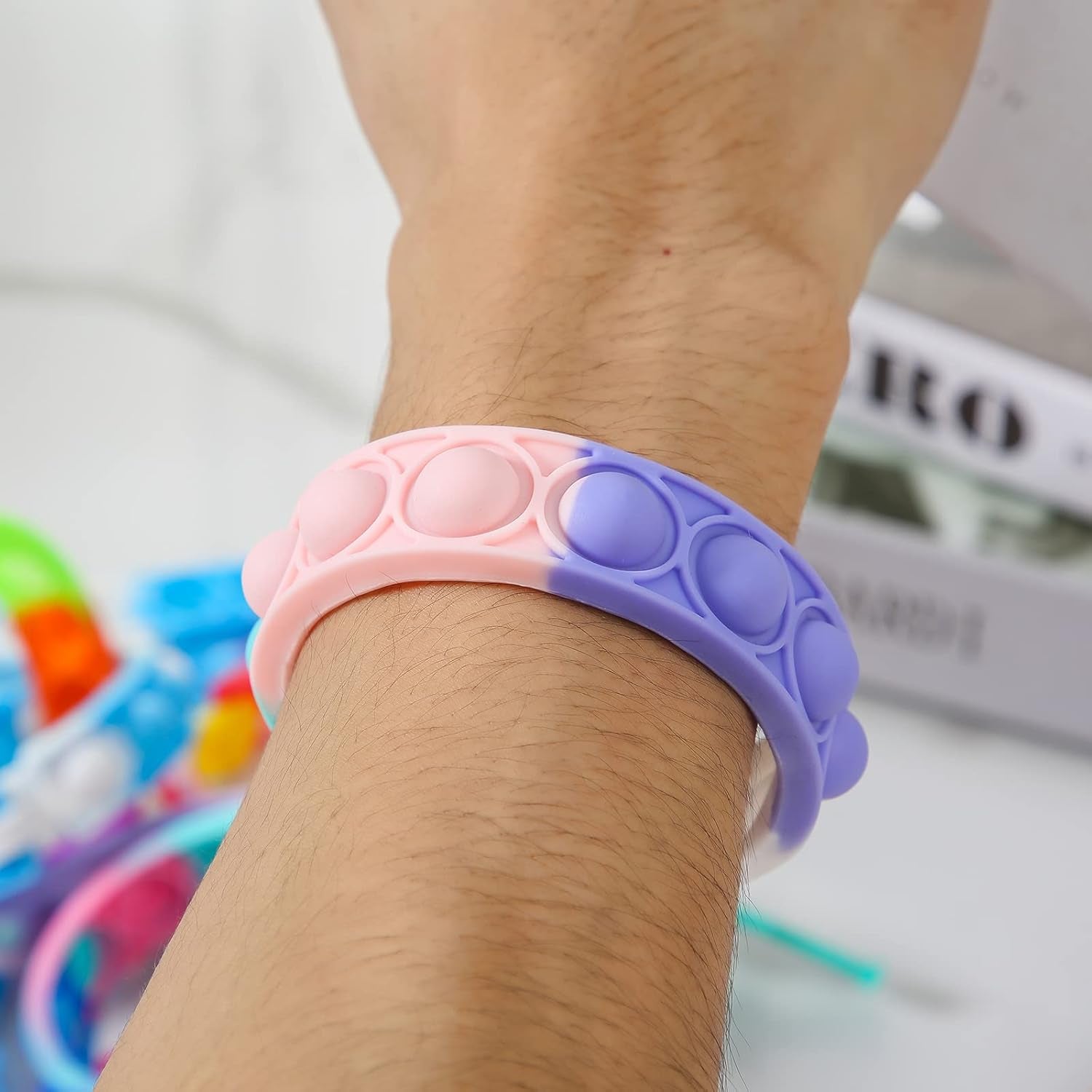 30 PCS 20PCS Push Pop Fidget Toy Fidget Bracelet, Durable and Adjustable, Multicolor Wristband Push Pop Stress Relief Sensory Fingertip Toys for Kids and Adults (20 PCS)