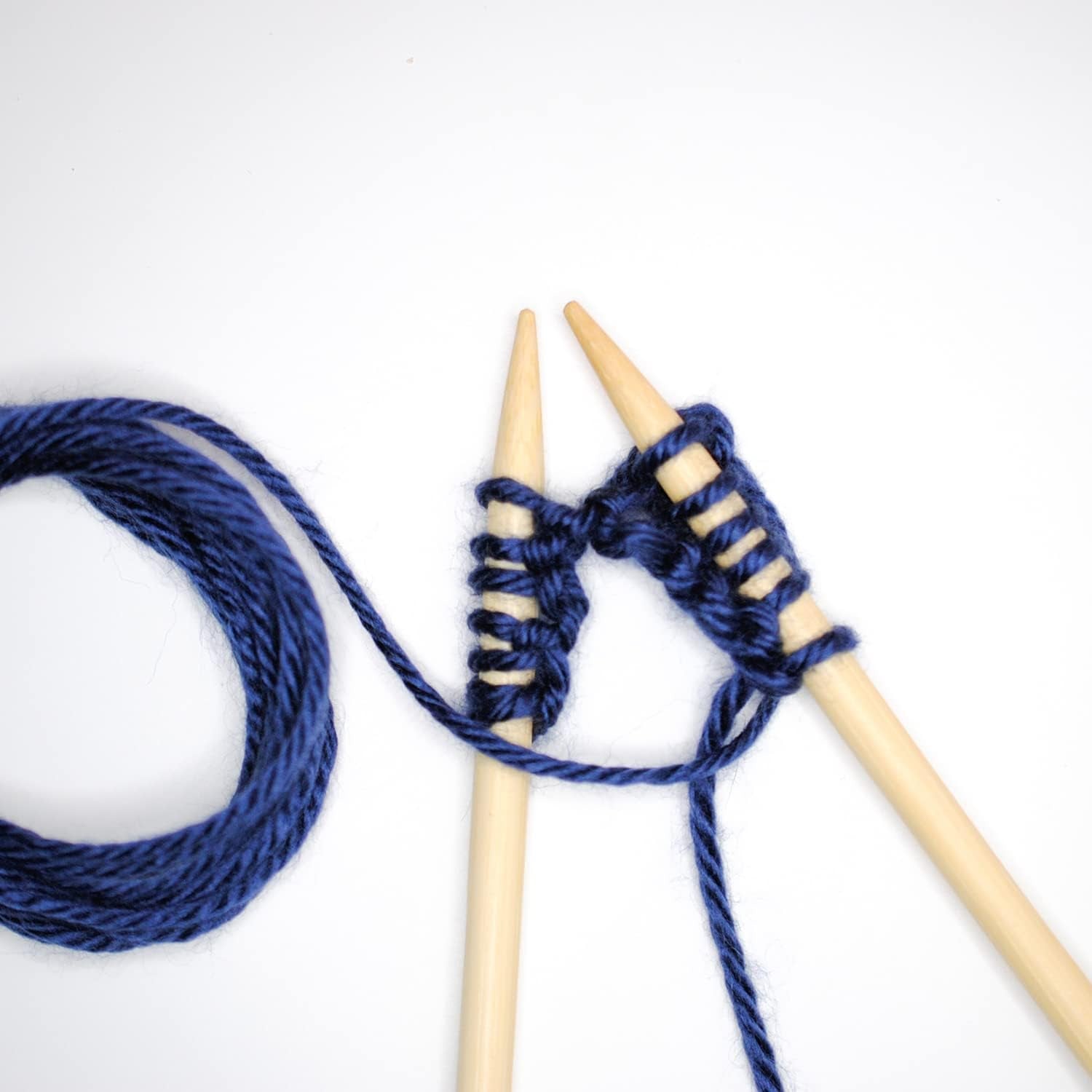 2 Pcs Bamboo Knitting Needles Set Straight Single Pointed Knitting Needle Length 14 Inch Knitting Supplies Knitting Needles for Beginners Handmade (8 Mm)