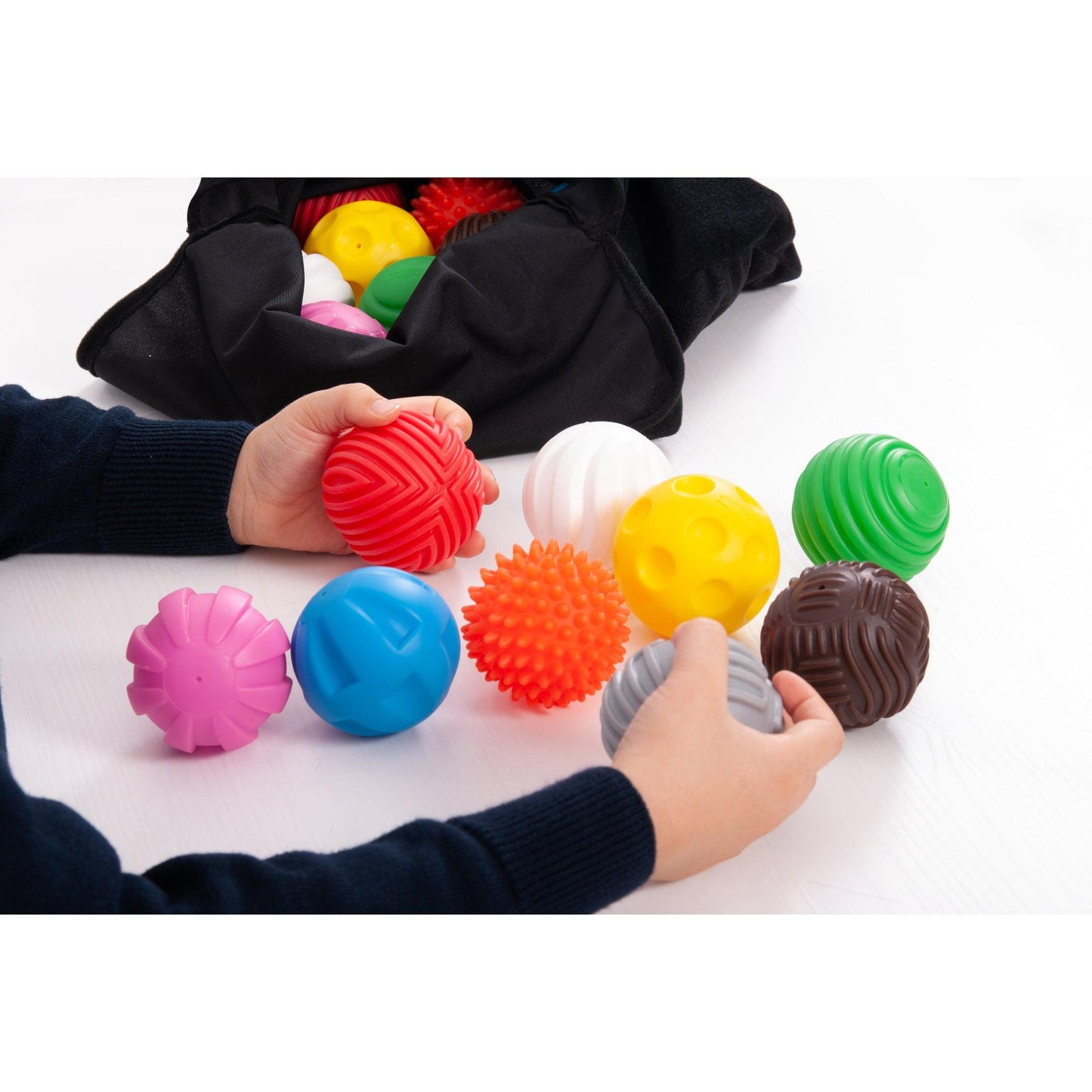 Discovery Ball Activity Set - Set of 18 Tactile Balls - Loomini