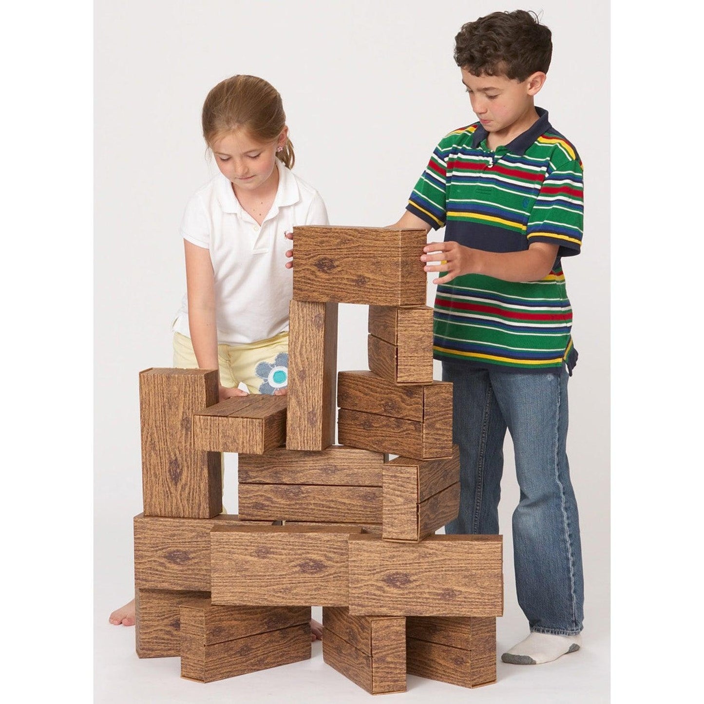 Giant Timber Blocks, 16 Pieces - Loomini