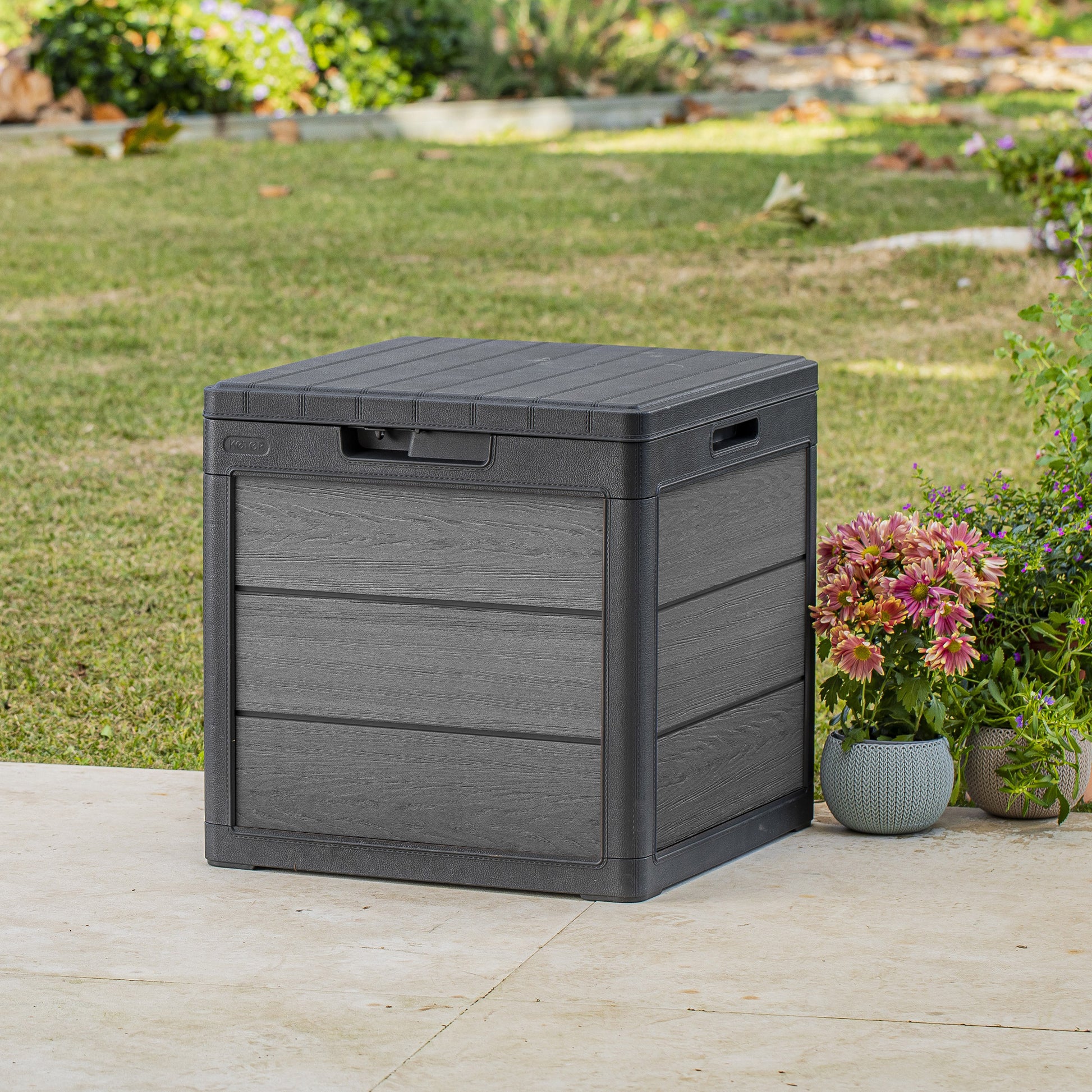 Cortina 30 Gallon Resin Deck Box for Patio Outdoor Storage, Grey