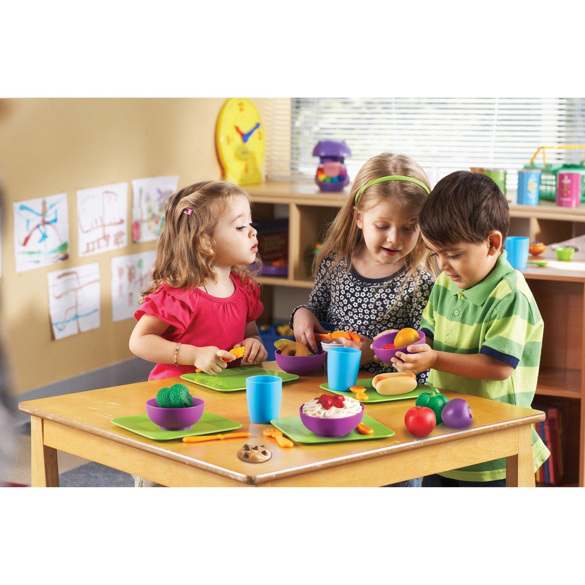 New Sprouts® Classroom Play Food Set in Large Tote - Loomini