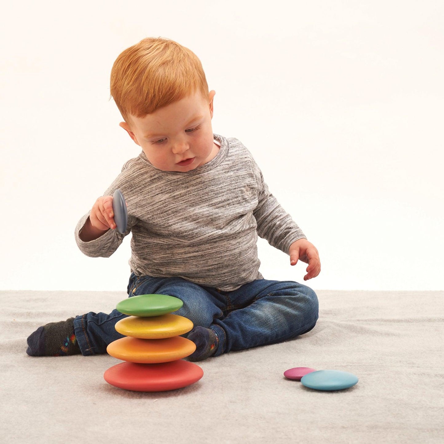 Rainbow Buttons - Set of 7 - Loomini