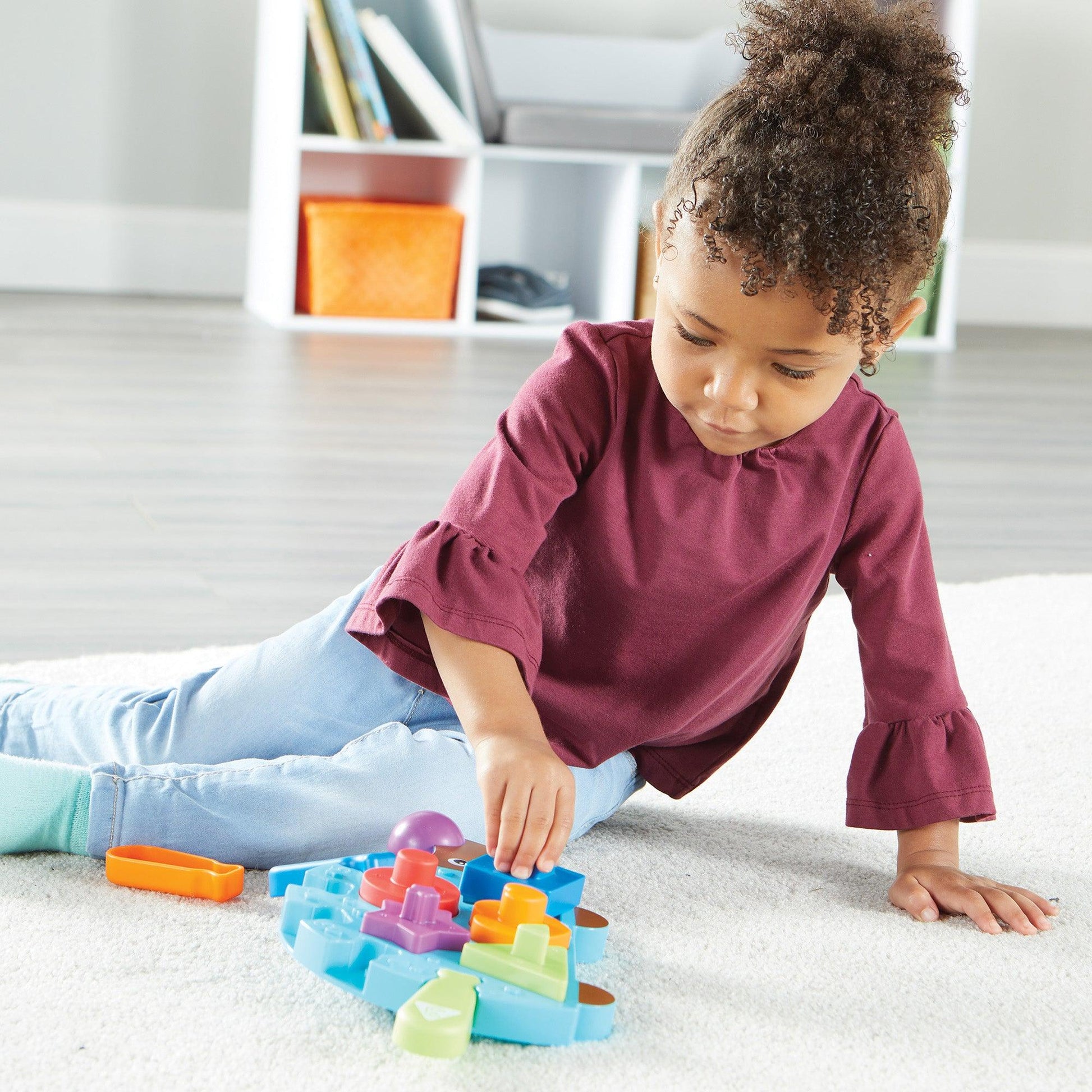 Spike the Fine Motor Hedgehog® Puzzle Playmate - Loomini