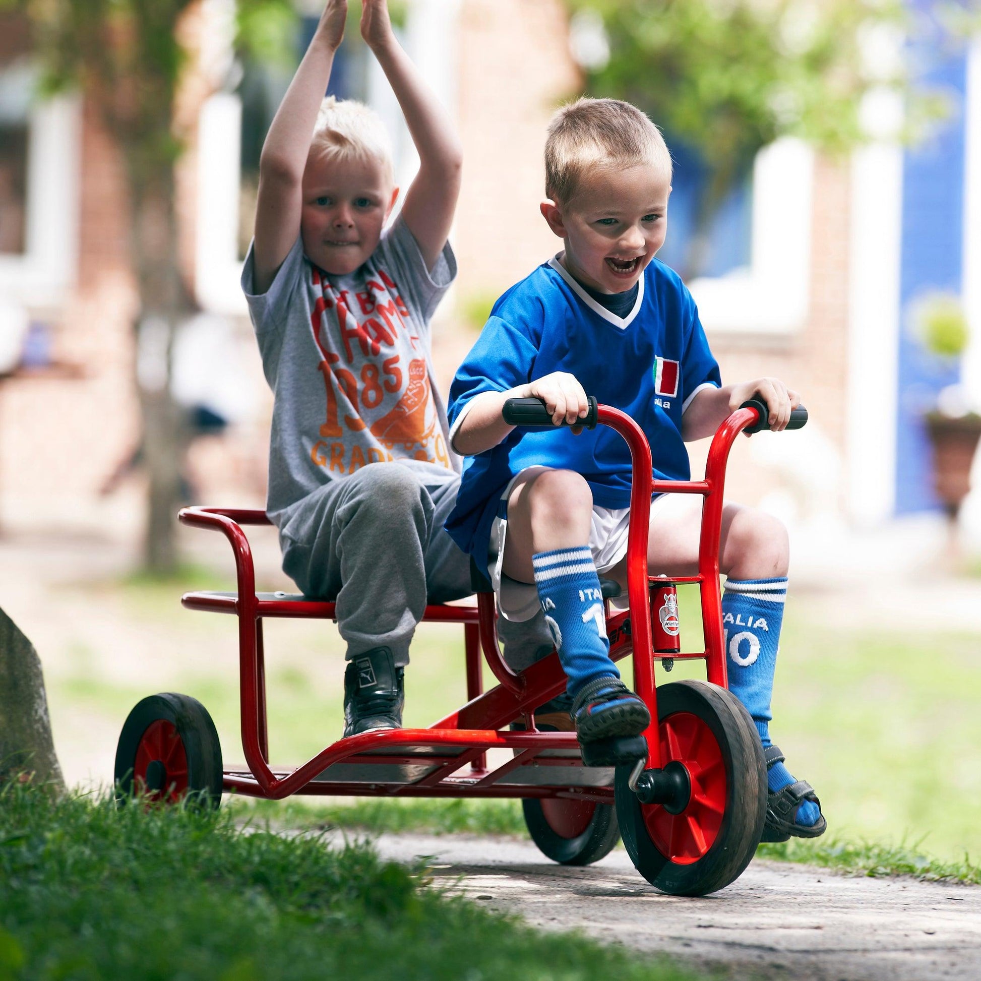 Viking Twin Taxi Tricycle - Loomini