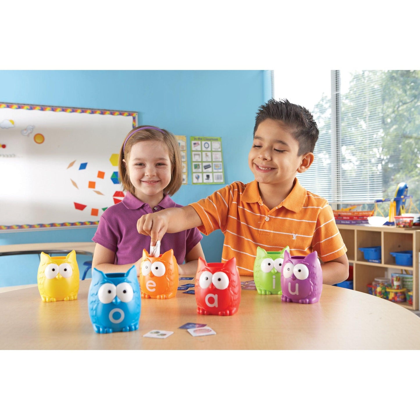 Vowel Owls™ Sorting Set - Loomini