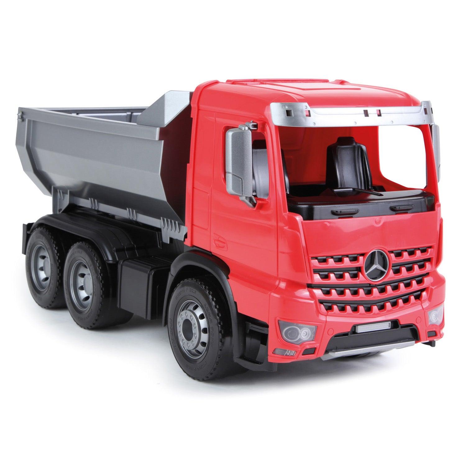 Dump Truck with Realistic Functions - Loomini