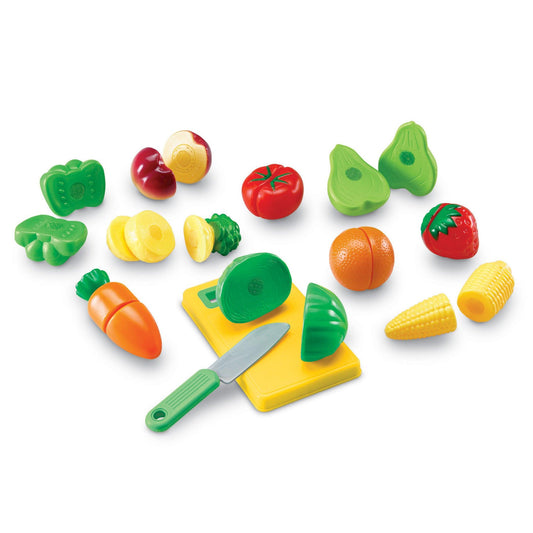 Pretend & Play® Sliceable Fruits & Veggies - Loomini